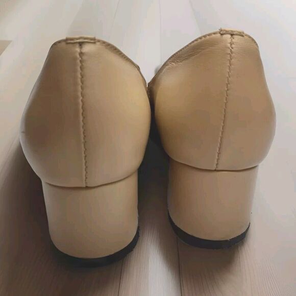 FEMSTEP Women's Loafer Shoes Tan Slip On Matte Leather New Sz 8 - Picture 4 of 12